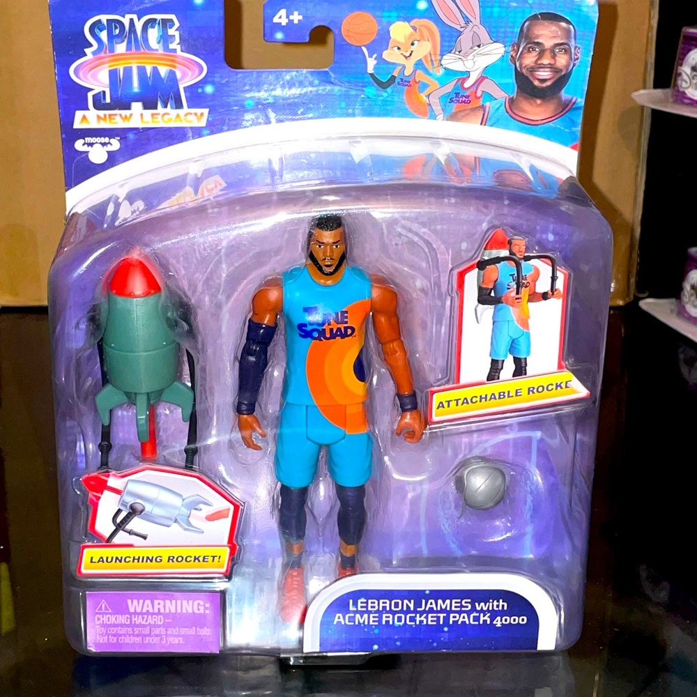Lebron James with Acme Rocket Pack 4000
